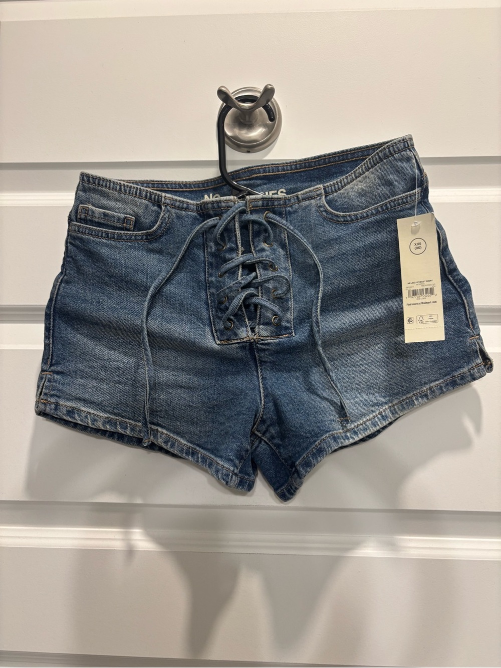 ✨NWT✨ No Boundaries Lace-Up Midwash Denim Shorts - Blue